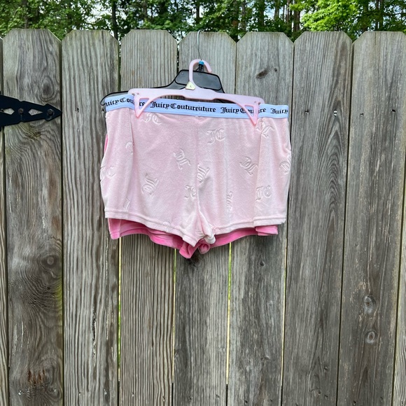 NWT Juicy Couture Velvet Sleep Shorts 2 pack size Large - Picture 10 of 14